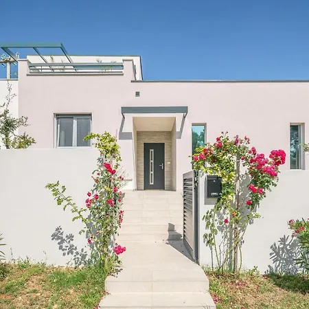 Awesome In With Wifi פולה