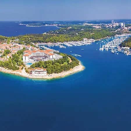 Luxurious In Pula